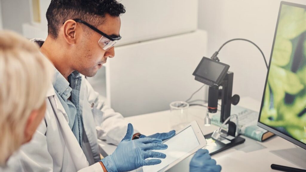 Reach-industry-scientists-in-biotech-and-pharma
