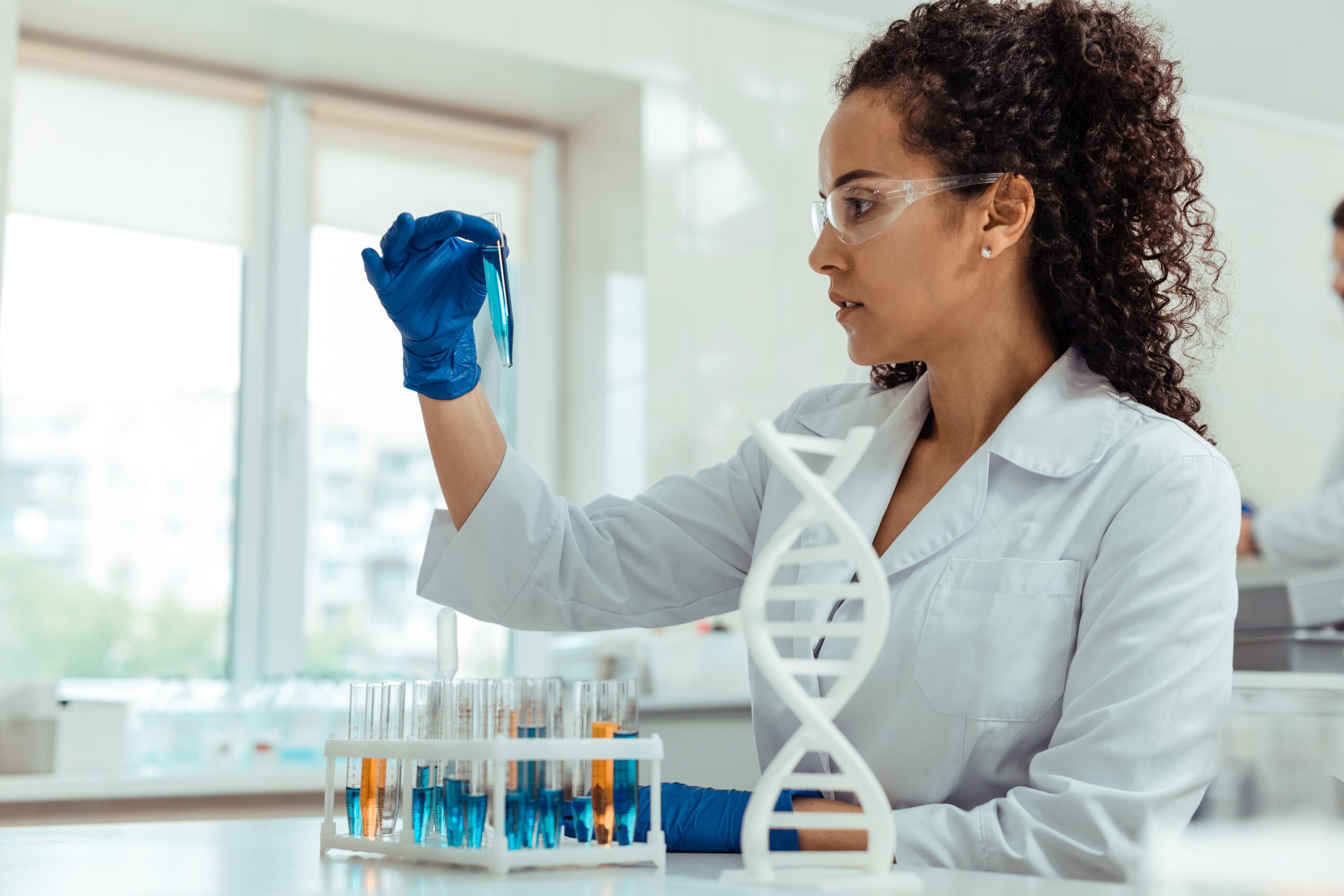 [Whitepaper] Tracking sentiment among life-science leaders